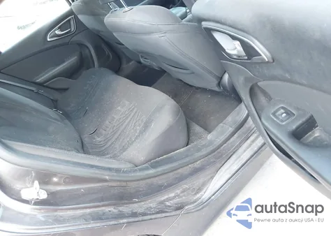 2016 Chrysler 200 Limited из США, поврежденный, VIN 1C3CCCAB6GN112745